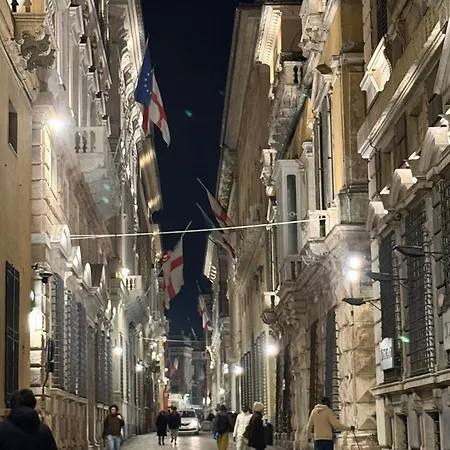 The First Luccoli Garibaldi Rolli Апартаменты