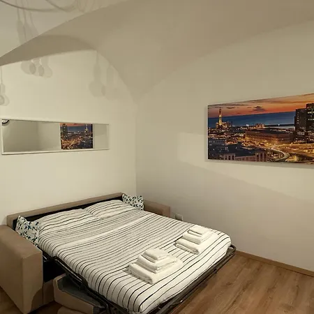 The First Luccoli Garibaldi Rolli Apartament Genua