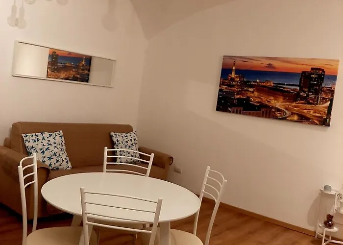 The First Luccoli Garibaldi Rolli جنوة