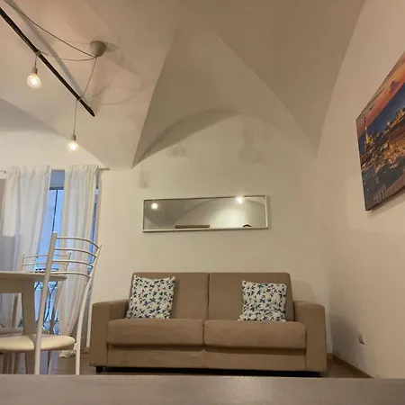 The First Luccoli Garibaldi Rolli * ג'נובה